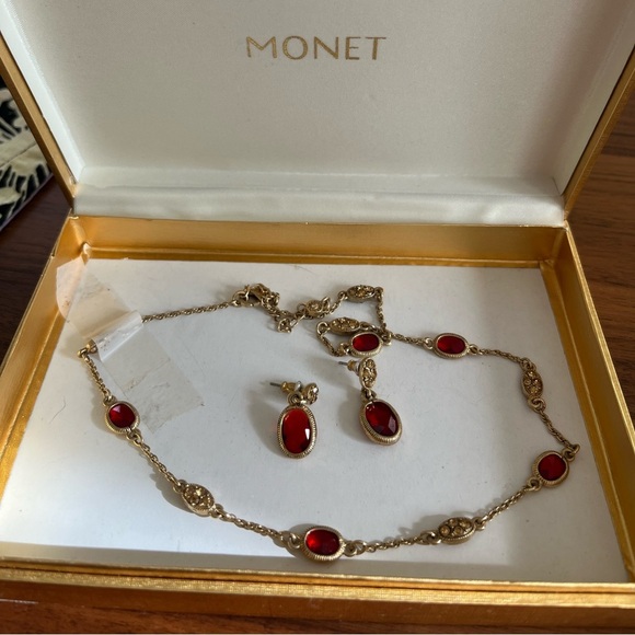 Monet Necklace/Earring Set - Picture 7 of 9